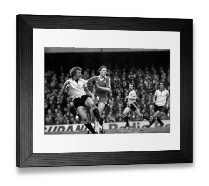 Framed Print : Chelsea 4 v. Newcastle United 0. Division 2 Football January 1980 LF01-02-021 Framed Print : Chelsea 4 v. Newcastle United 0. Division 2 Football January 1980 LF01-02-021