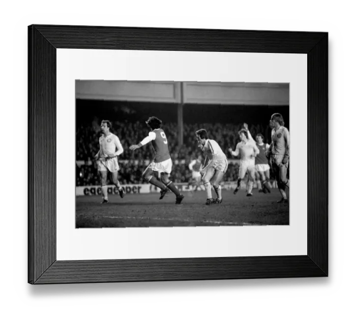 Framed Print : Arsenal 0 v. Leeds United 1. Division 1 football. January 1980 LF01-01-069