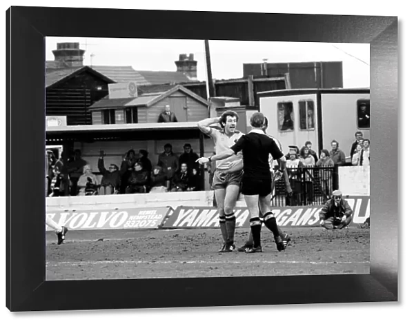 Division 2 football. Watford 1 v. Chelsea 0. February 1982 LF08-38-005