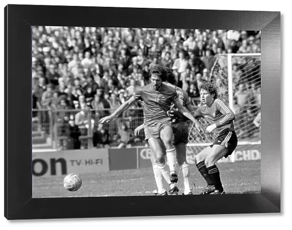 Division 2 football. Chelsea 2 v. QPR 1. April 1982 LF09-05-014