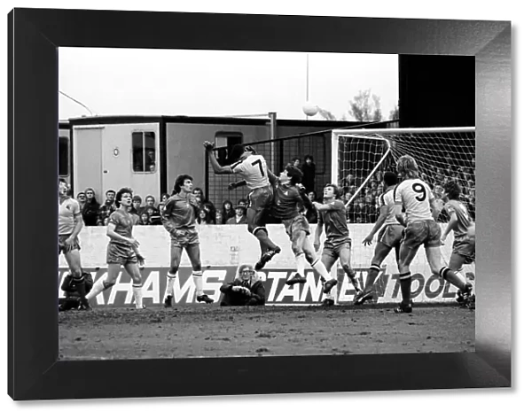 Division 2 football. Watford 1 v. Chelsea 0. February 1982 LF08-38-094