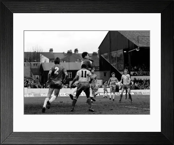 Framed Print : Division 2 football. Watford 1 v. Chelsea 0. February 1982 LF08-38-020 Framed Print : Division 2 football. Watford 1 v. Chelsea 0. February 1982 LF08-38-020