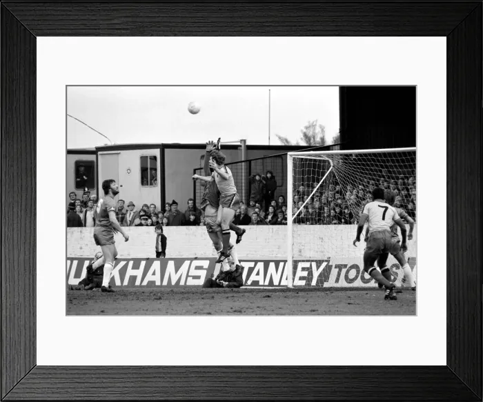 Framed Print : Division 2 football. Watford 1 v. Chelsea 0. February 1982 LF08-38-009 Framed Print : Division 2 football. Watford 1 v. Chelsea 0. February 1982 LF08-38-009
