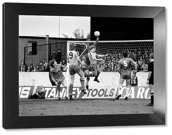 Division 2 football. Watford 1 v. Chelsea 0. February 1982 LF08-38-066