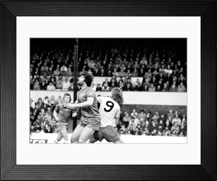 Framed Print : Division 2 football. Watford 1 v. Chelsea 0. February 1982 LF08-38-036 Framed Print : Division 2 football. Watford 1 v. Chelsea 0. February 1982 LF08-38-036