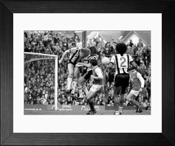 Framed Print : Division 1 football. Arsenal 1 v. Notts County. February 1982 LF08-28-022