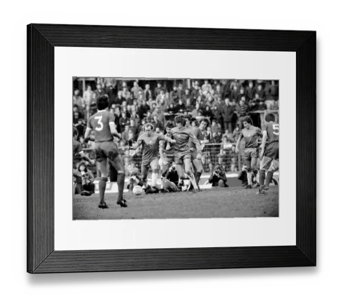 Framed Print : F. A Cup Football. Chelsea 2 v. Liverpool 0 February 1982 LF08-29-067