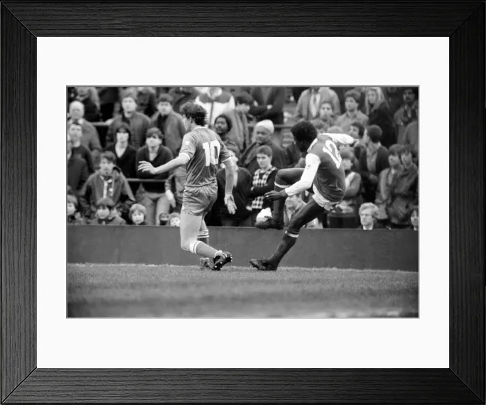 Framed Print : First Division Football. Arsenal 0 v. Swansea 2. February 1982 LF08-18-065 Framed Print : First Division Football. Arsenal 0 v. Swansea 2. February 1982 LF08-18-065