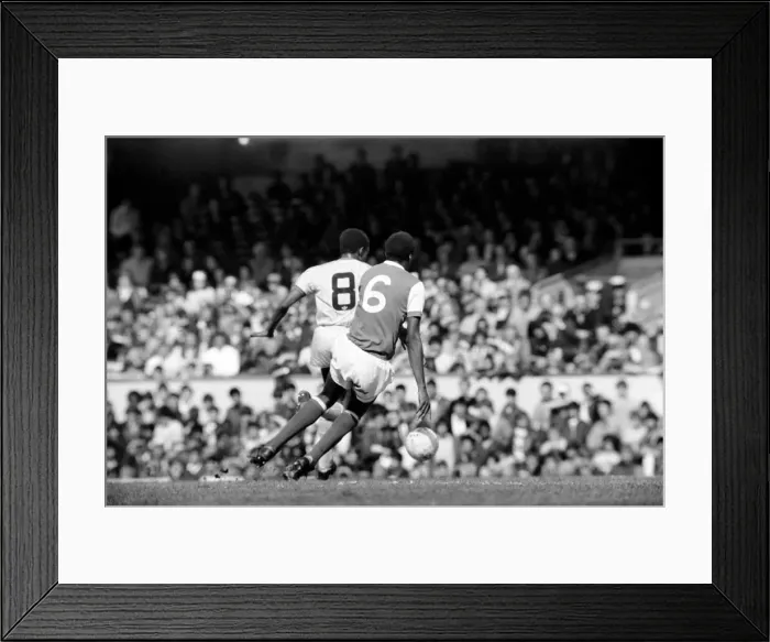 Framed Print : Division 1 football. Arsenal 2 v. Nottingham Forest 0. April 1982 LF09-08-013 Framed Print : Division 1 football. Arsenal 2 v. Nottingham Forest 0. April 1982 LF09-08-013