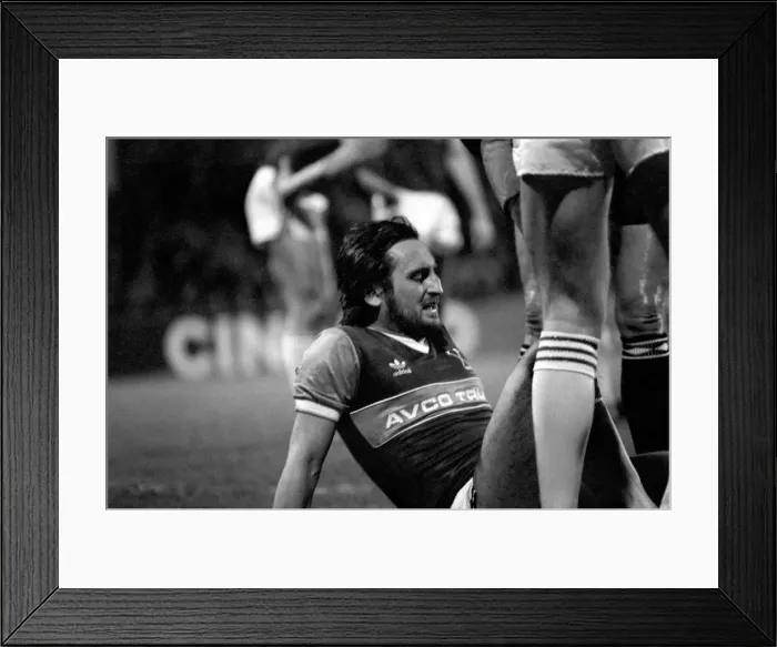 Framed Print : Division 1 football. West Ham United 3 v. Arsenal 1. Frank Lampard Framed Print : Division 1 football. West Ham United 3 v. Arsenal 1. Frank Lampard