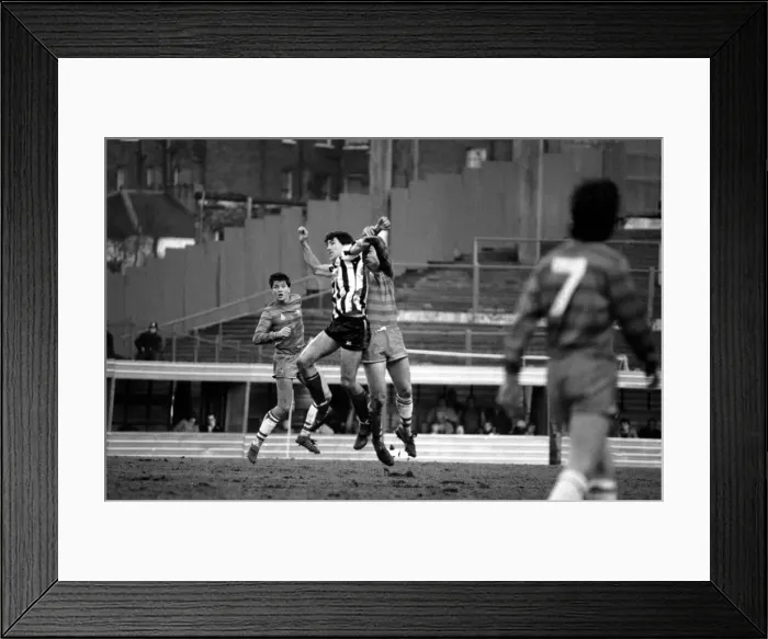 Framed Print : Division 2 football. Chelsea 2 v. Grimsby 3 December 1983 LF14-27-085 Framed Print : Division 2 football. Chelsea 2 v. Grimsby 3 December 1983 LF14-27-085