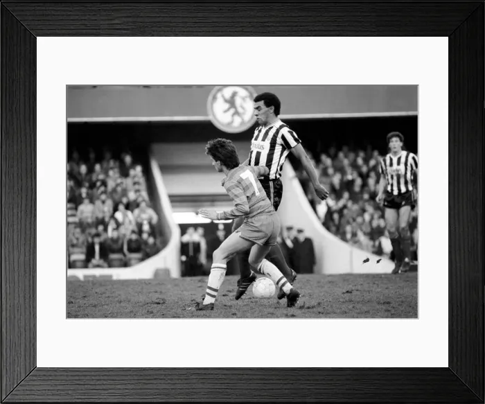 Framed Print : Division 2 football. Chelsea 2 v. Grimsby 3 December 1983 LF14-27-051 Framed Print : Division 2 football. Chelsea 2 v. Grimsby 3 December 1983 LF14-27-051