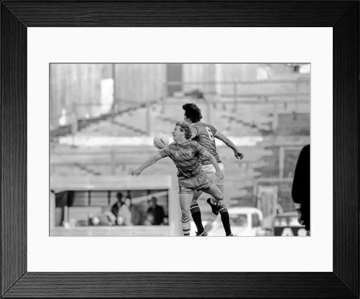 Framed Print : Division 2 football. Chelsea 3 v. Charlton 2. October 1983 LF14-12-080 Framed Print : Division 2 football. Chelsea 3 v. Charlton 2. October 1983 LF14-12-080