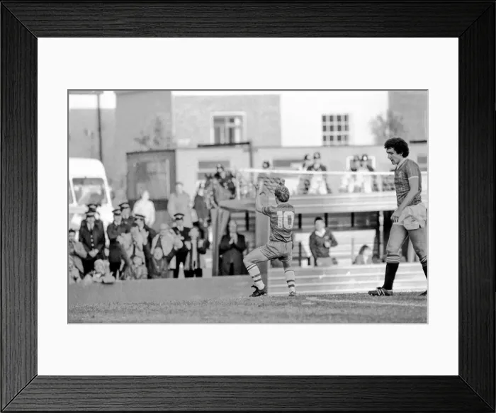 Framed Print : Division 2 football. Chelsea 3 v. Charlton 2. October 1983 LF14-12-037 Framed Print : Division 2 football. Chelsea 3 v. Charlton 2. October 1983 LF14-12-037