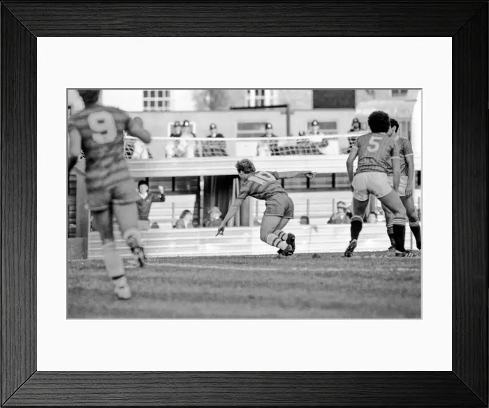 Framed Print : Division 2 football. Chelsea 3 v. Charlton 2. October 1983 LF14-12-038 Framed Print : Division 2 football. Chelsea 3 v. Charlton 2. October 1983 LF14-12-038