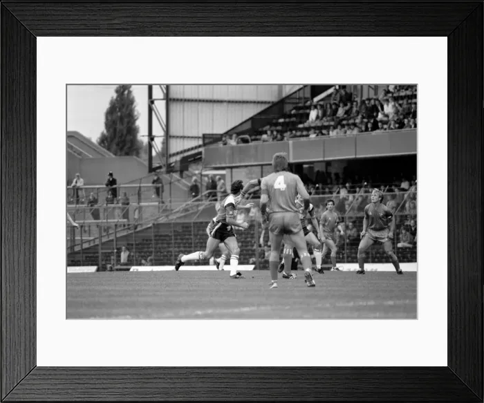 Framed Print : Division 1 football. Chelsea 2 v. Southampton 0 September 1985 LF15-16-026 Framed Print : Division 1 football. Chelsea 2 v. Southampton 0 September 1985 LF15-16-026