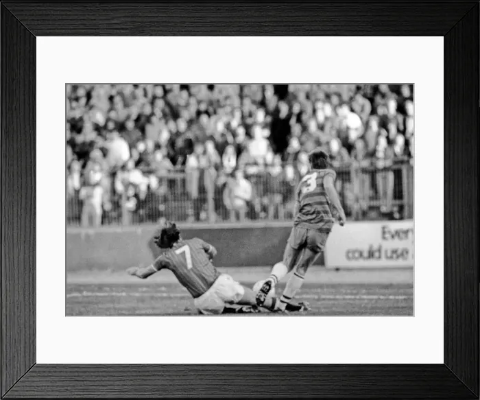 Framed Print : Division 2 football. Chelsea 3 v. Charlton 2. October 1983 LF14-12-074 Framed Print : Division 2 football. Chelsea 3 v. Charlton 2. October 1983 LF14-12-074