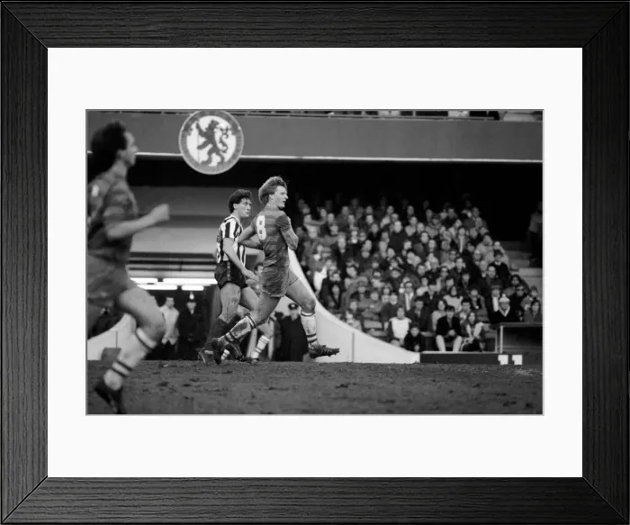 Framed Print : Division 2 football. Chelsea 2 v. Grimsby 3 December 1983 LF14-27-052 Framed Print : Division 2 football. Chelsea 2 v. Grimsby 3 December 1983 LF14-27-052