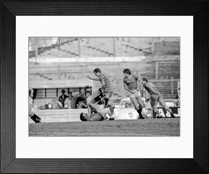 Framed Print : Division 2 football. Chelsea 3 v. Charlton 2. October 1983 LF14-12-072