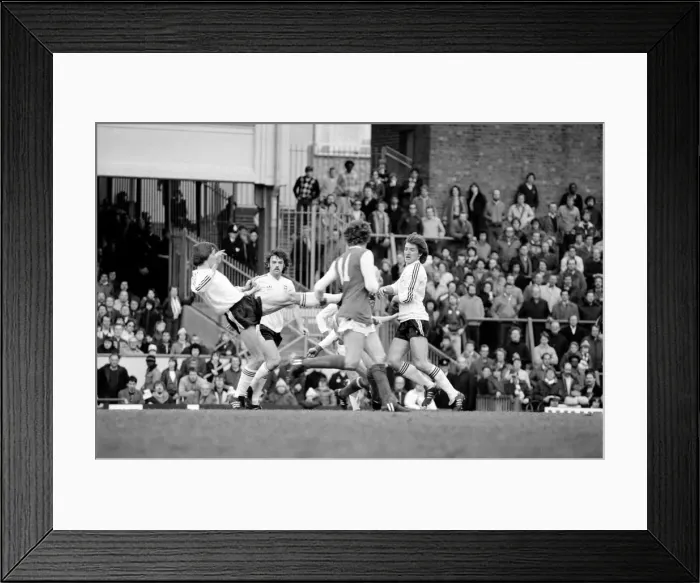 Framed Print : Division 1 football. Arsenal 1 v. Ipswich 0. March 1982 LF08-12-049 Framed Print : Division 1 football. Arsenal 1 v. Ipswich 0. March 1982 LF08-12-049