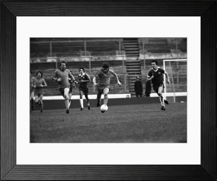 Framed Print : Division 2 football. Chelsea 1 v. Oldham o. November 1980 LF05-11-001 Framed Print : Division 2 football. Chelsea 1 v. Oldham o. November 1980 LF05-11-001