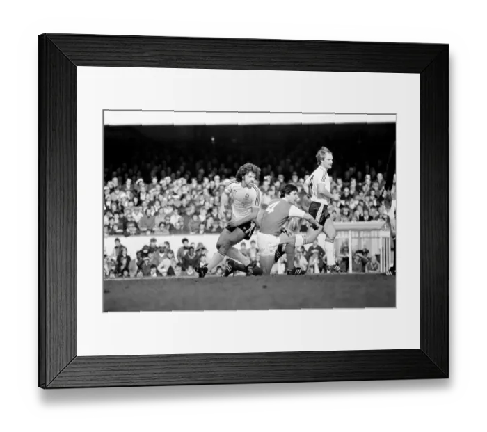 Framed Print : Division 1 football. Arsenal 1 v. Ipswich 0. March 1982 LF08-12-030