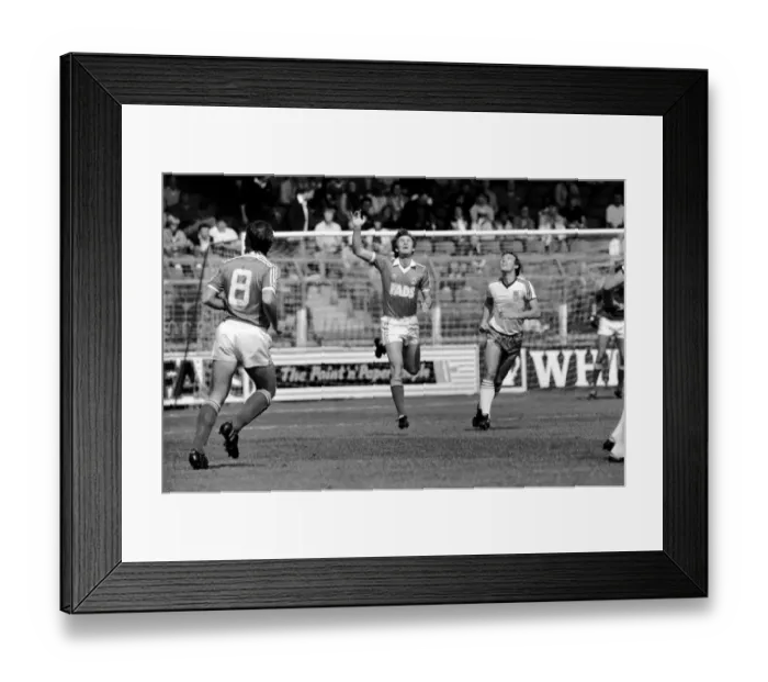 Framed Print : English League Cup Third Round match at The Valley. Charlton Athletic 1 v West Ham United Framed Print : English League Cup Third Round match at The Valley. Charlton Athletic 1 v West Ham United