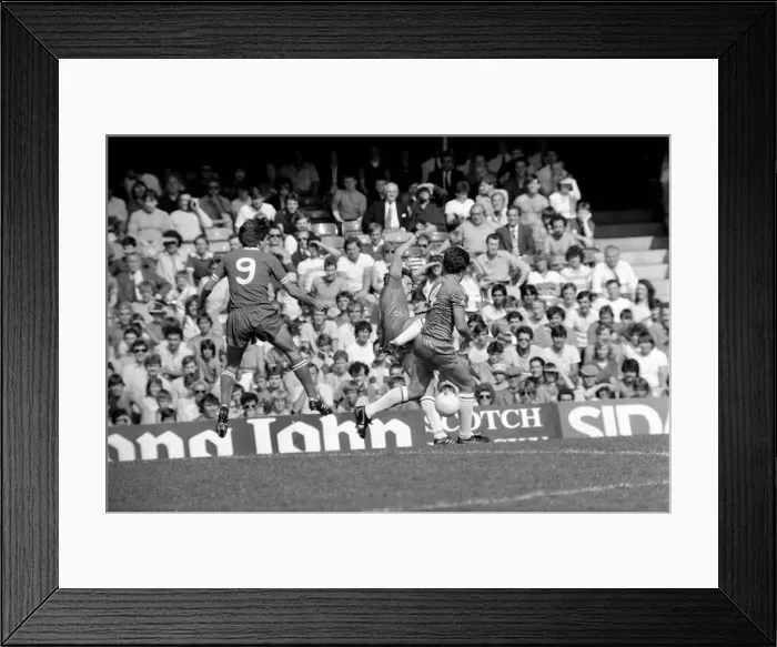 Framed Print : English League Division Two match at Stamford Bridge. Chelsea 1 v Leicester City 1 Framed Print : English League Division Two match at Stamford Bridge. Chelsea 1 v Leicester City 1