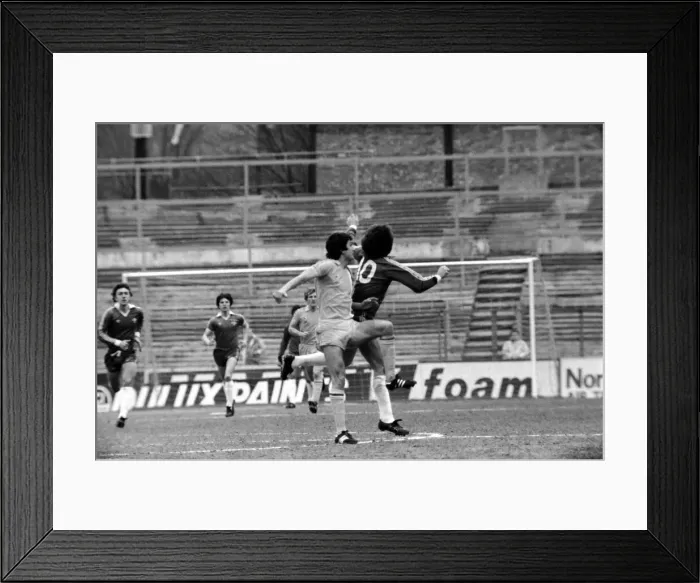Framed Print : Chelsea 1 v. Cardiff 0. Division 2 football. March 1980 LF01-34-007