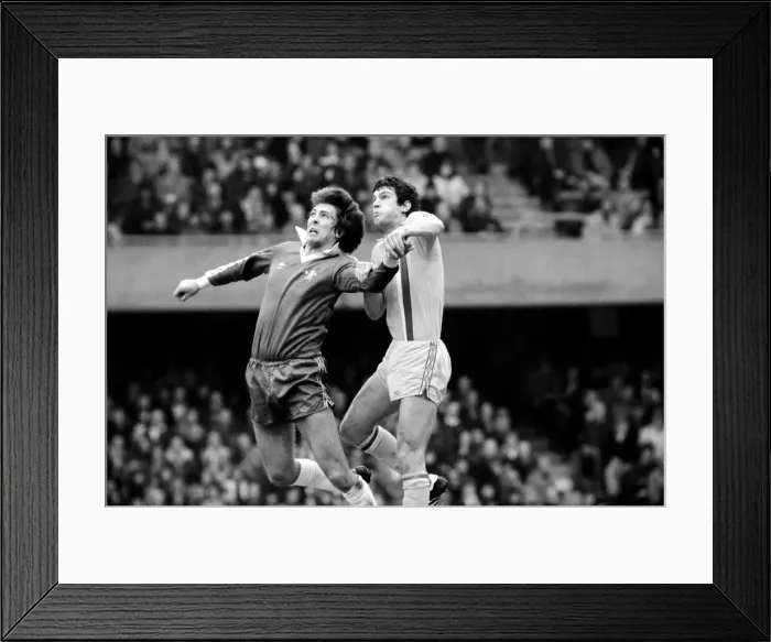 Framed Print : Chelsea 1 v. Cardiff 0. Division 2 football. March 1980 LF01-34-083