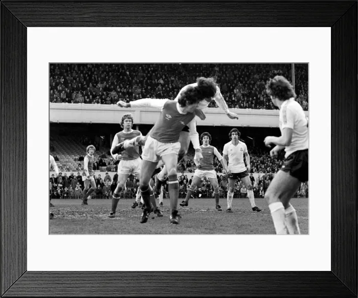 Framed Print : Arsenal 2 v. Bolton Wanderers 0. Division 1 football. February 1980 LF01-29-084 Framed Print : Arsenal 2 v. Bolton Wanderers 0. Division 1 football. February 1980 LF01-29-084