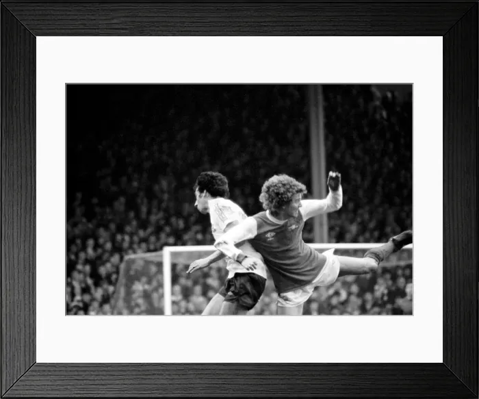 Framed Print : Arsenal 2 v. Bolton Wanderers 0. Division 1 football. February 1980 LF01-29-012 Framed Print : Arsenal 2 v. Bolton Wanderers 0. Division 1 football. February 1980 LF01-29-012