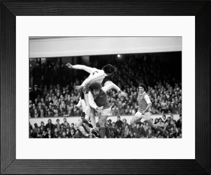 Framed Print : Arsenal 2 v. Bolton Wanderers 0. Division 1 football. February 1980 LF01-29-090 Framed Print : Arsenal 2 v. Bolton Wanderers 0. Division 1 football. February 1980 LF01-29-090