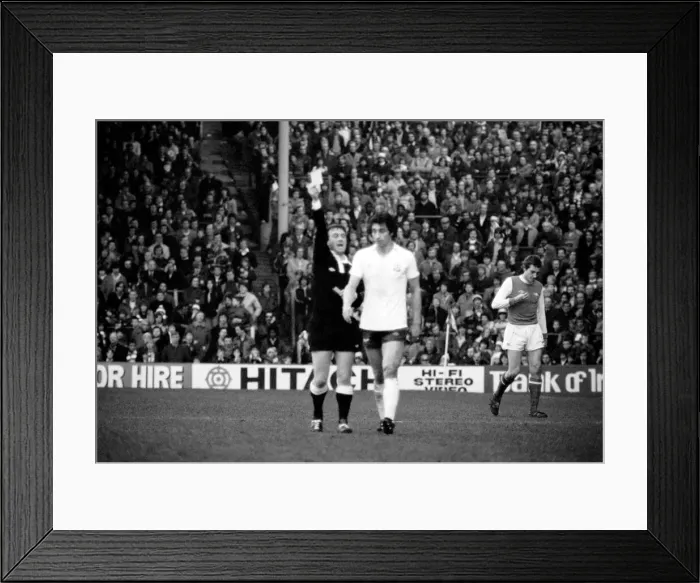 Framed Print : Arsenal 2 v. Bolton Wanderers 0. Division 1 football. February 1980 LF01-29-035 Framed Print : Arsenal 2 v. Bolton Wanderers 0. Division 1 football. February 1980 LF01-29-035