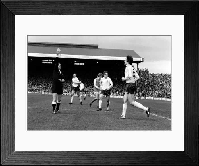 Framed Print : Arsenal 2 v. Bolton Wanderers 0. Division 1 football. February 1980 LF01-29-002 Framed Print : Arsenal 2 v. Bolton Wanderers 0. Division 1 football. February 1980 LF01-29-002
