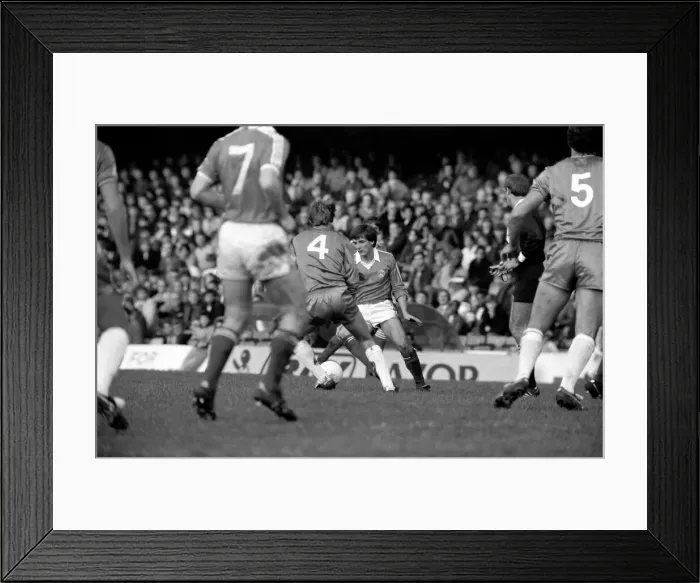Framed Print : English League Division Two match at Stamford Bridge. Chelsea 3 v Charlton Athletic 1 Framed Print : English League Division Two match at Stamford Bridge. Chelsea 3 v Charlton Athletic 1