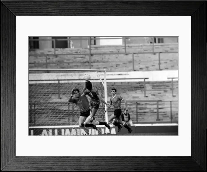 Framed Print : English League Division Two match at Stamford Bridge. Chelsea 1 v Shrewsbury 2 Framed Print : English League Division Two match at Stamford Bridge. Chelsea 1 v Shrewsbury 2