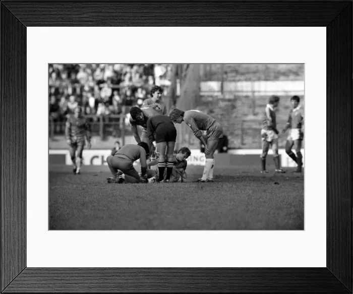 Framed Print : English League Division Two match at Stamford Bridge. Chelsea 3 v Charlton Athletic 1 Framed Print : English League Division Two match at Stamford Bridge. Chelsea 3 v Charlton Athletic 1