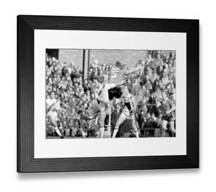 Framed Print : English League Division One match. Crystal Palace 0 v Manchester United 2 Framed Print : English League Division One match. Crystal Palace 0 v Manchester United 2