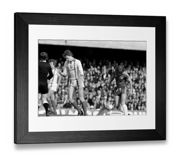 Framed Print : English League Division Two match at Stamford Bridge. Chelsea 1 v Leyton Orient 0 Framed Print : English League Division Two match at Stamford Bridge. Chelsea 1 v Leyton Orient 0