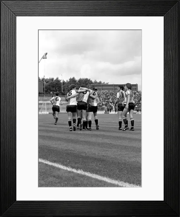 Framed Print : English League Division Two match at Stamford Bridge. Chelsea 1 v Queens Park Rangers 1 Framed Print : English League Division Two match at Stamford Bridge. Chelsea 1 v Queens Park Rangers 1