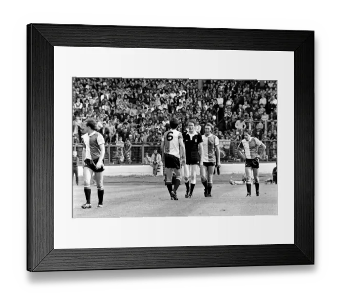 Framed Print : English League Division Two match at Stamford Bridge. Chelsea 1 v Queens Park Rangers 1 Framed Print : English League Division Two match at Stamford Bridge. Chelsea 1 v Queens Park Rangers 1