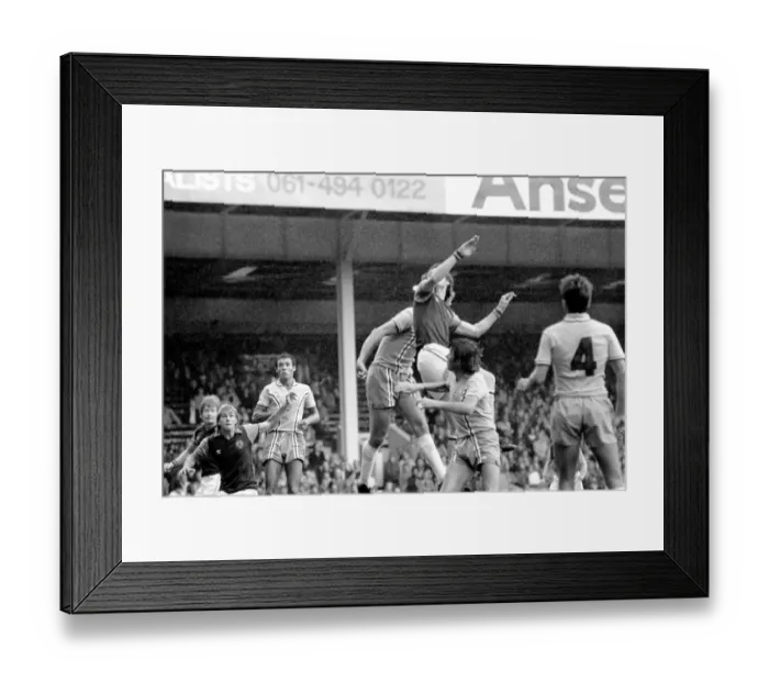 Framed Print : English League Division One match at Villa Park. Aston Villa 1 v Coventry City 0 Framed Print : English League Division One match at Villa Park. Aston Villa 1 v Coventry City 0