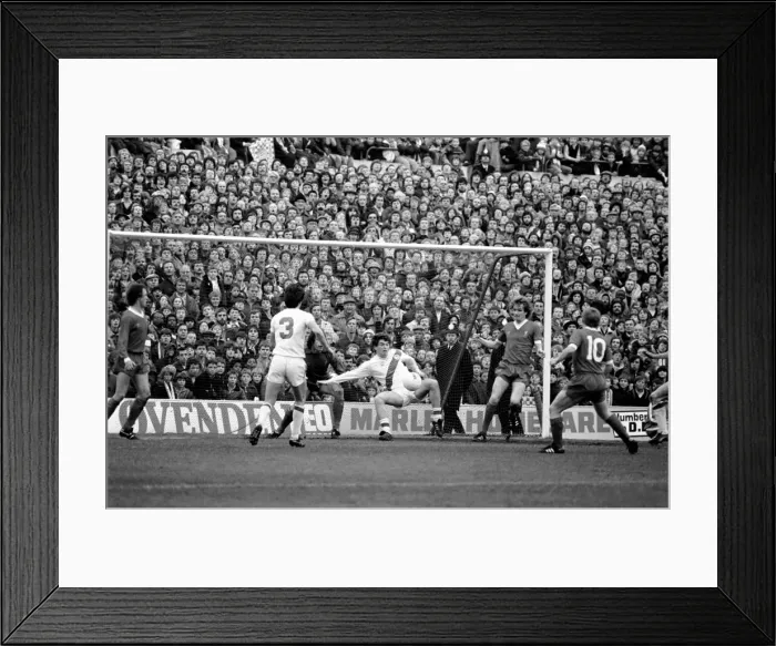Framed Print : English Division 1 Football. Crystal Palace 0 v. Liverpool 0. April 1980 LF03-06-012