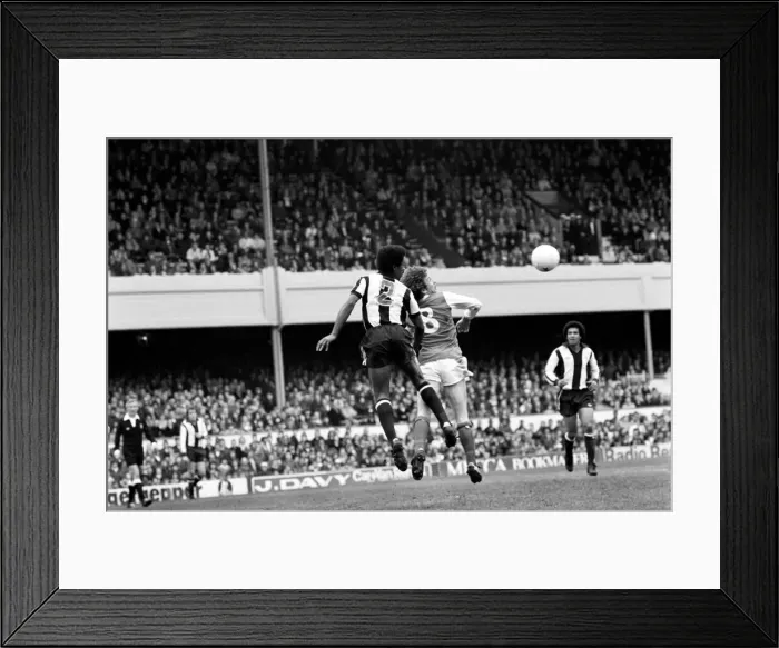 Framed Print : English Division 1 Football. Arsenal 1 v. West Bromwich Albion 1. April 1980 LF03-04-023 Framed Print : English Division 1 Football. Arsenal 1 v. West Bromwich Albion 1. April 1980 LF03-04-023