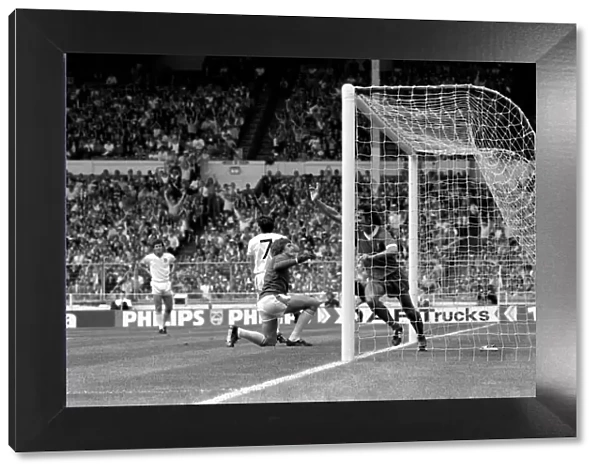 F. A Community Shield. Liverpool 1 v. West Ham United 0. August 1980 LF04-05-007