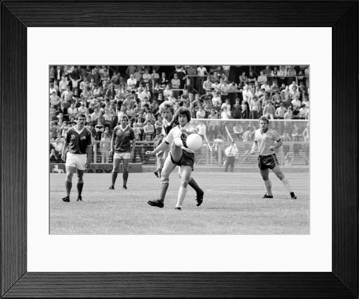 Framed Print : Pre-season friendly-Millwall v. Chelsea. August 1980 LF04-01-046