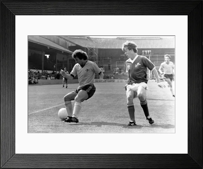 Framed Print : Pre-season friendly-Millwall v. Chelsea. August 1980 LF04-01-066 Framed Print : Pre-season friendly-Millwall v. Chelsea. August 1980 LF04-01-066