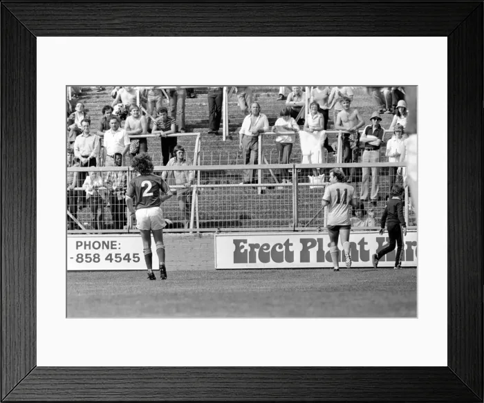 Framed Print : Pre-season friendly-Millwall v. Chelsea. August 1980 LF04-01-049 Framed Print : Pre-season friendly-Millwall v. Chelsea. August 1980 LF04-01-049