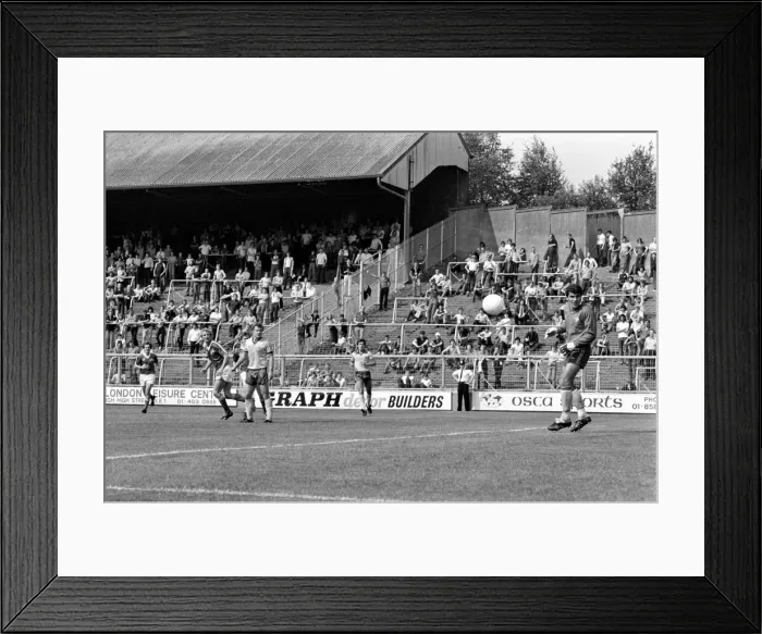 Framed Print : Pre-season friendly-Millwall v. Chelsea. August 1980 LF04-01-057 Framed Print : Pre-season friendly-Millwall v. Chelsea. August 1980 LF04-01-057